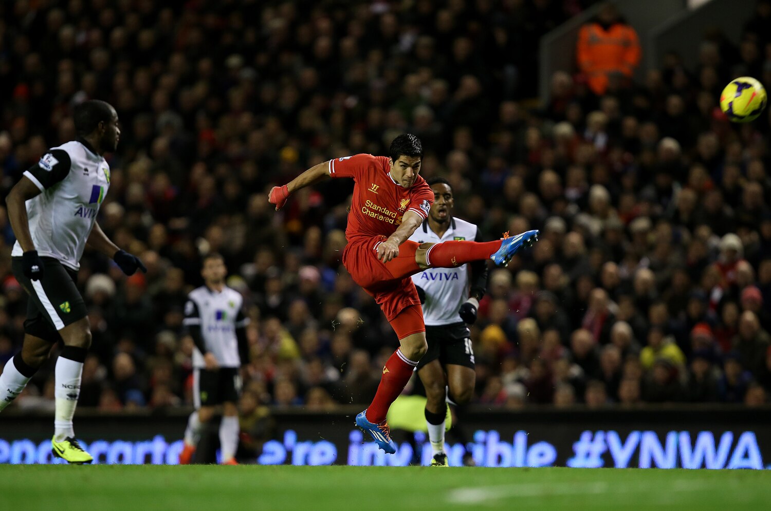 Luis Suarez Scores Incredible Four Goals for Liverpool Against Norwich | Bleacher Report