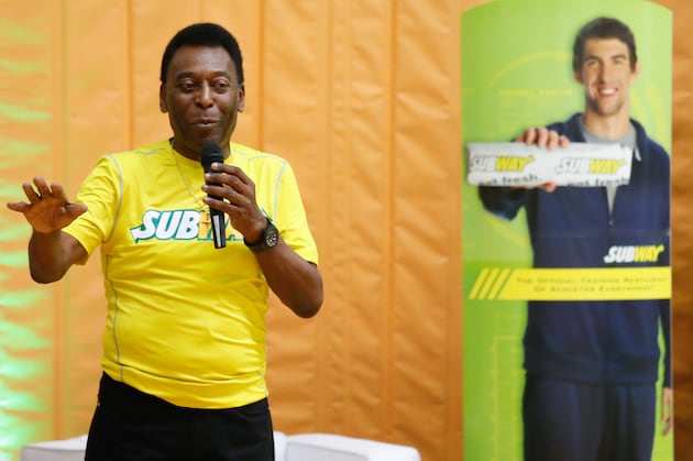 Pele Refuses to Perform World Cup Draw for Fear of Bad Luck for Brazil