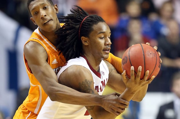 Alabama's Levi Randolph Was Just Kidding, Doesn't Really Own a Pet Skunk