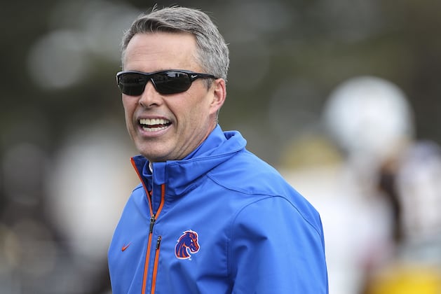 Chris Petersen Showing Interest in Washington Is Significant