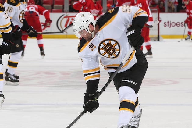 Johnny Boychuk Stretchered off vs. Canadiens