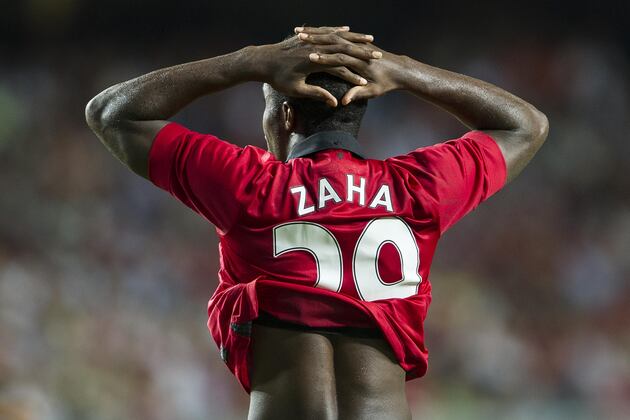 Wilfried Zaha Denies Affair with David Moyes' Daughter on Twitter