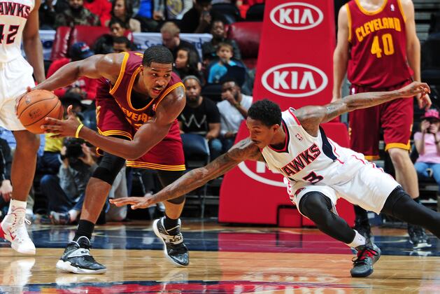 Hawks Beat Cavs 108-89