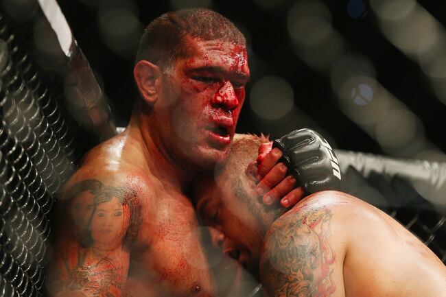 Hi-res-454088129-antonio-big-foot-silva-of-brazil-and-mark-hunt-grapple_crop_north