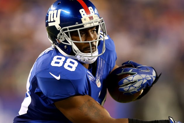 Hakeem Nicks Thinks He's in End Zone on Hail Mary Attempt