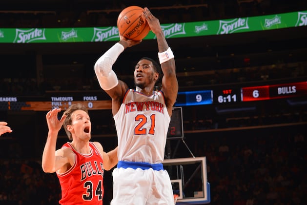 Iman Shumpert Bruises Left Knee vs. Bulls