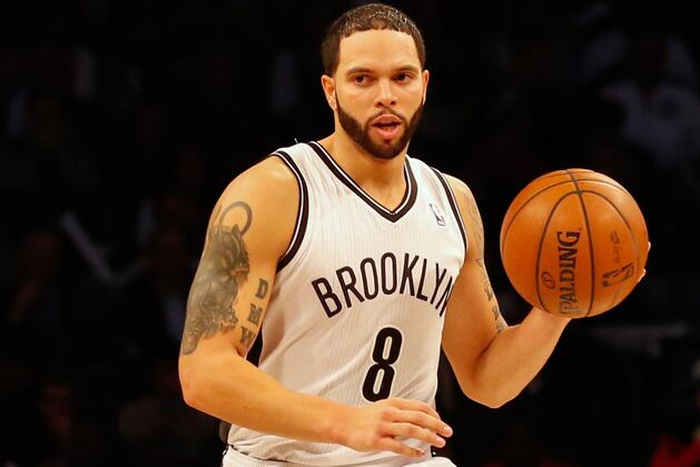 Deron Williams Exacts Revenge with Two Nifty Crossovers of His Own