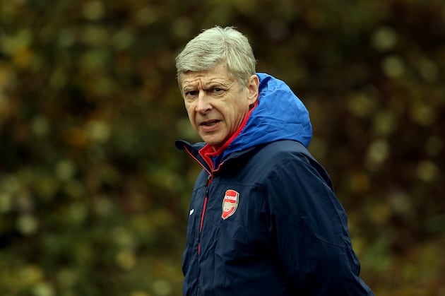 Arsene Wenger Is Right to Wait Before Signing New Contract