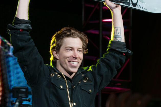 White Easily Tops Qualifying for Slopestyle