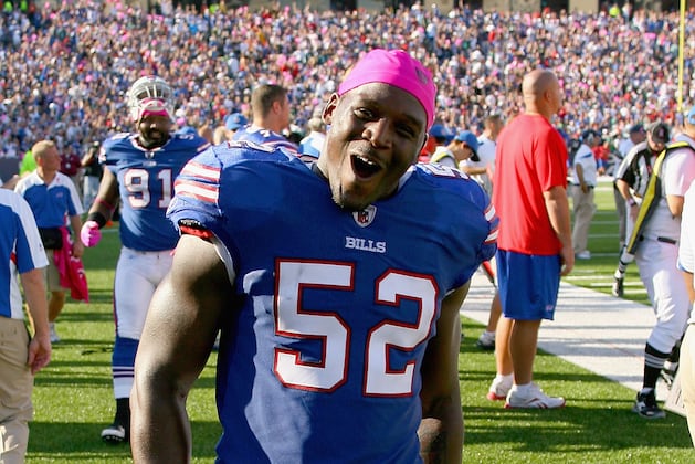 Arthur Moats Earns Bills' Man of the Year and Ed Block Courage Awards