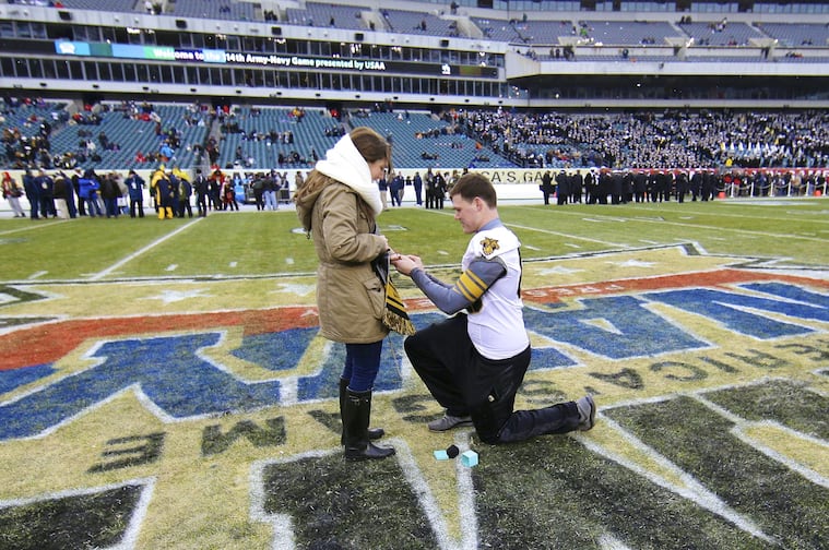 Black Knights' Colin Joy Proposes to Girlfriend Before Army-Navy Game