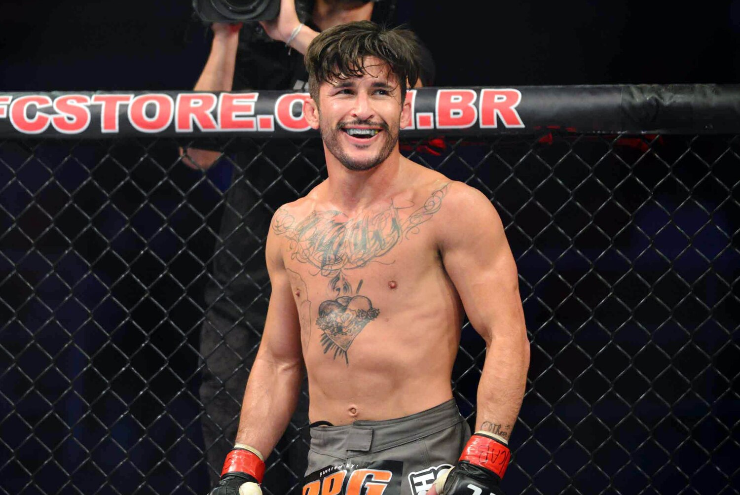 mma fighters who could challenge demetrious johnson for lab analyst