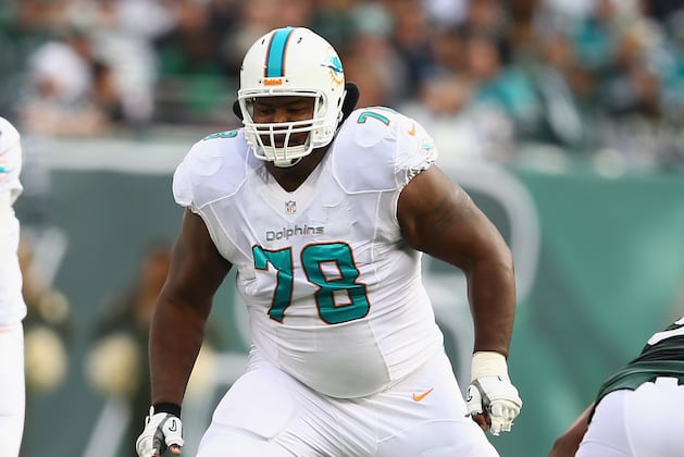 Bryant McKinnie, Miami Dolphins Focus: Beat out the Baltimore Ravens