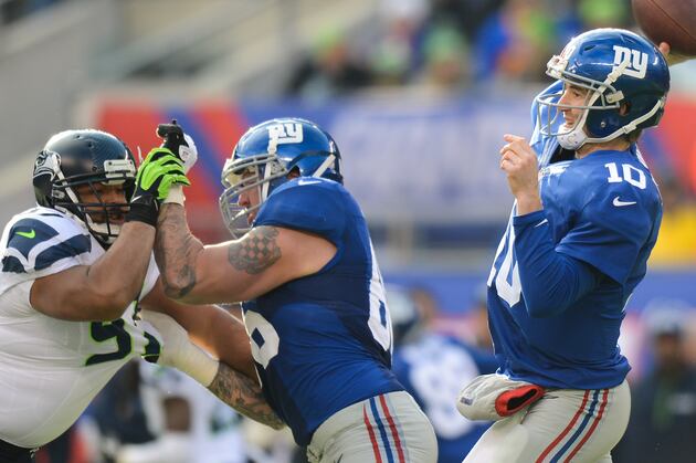 Giants Links: O-Line Is the Root of Eli Manning, Big Blue's Woes