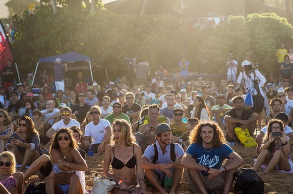 Photos: Final Day at 2013 Billabong Pipe Masters