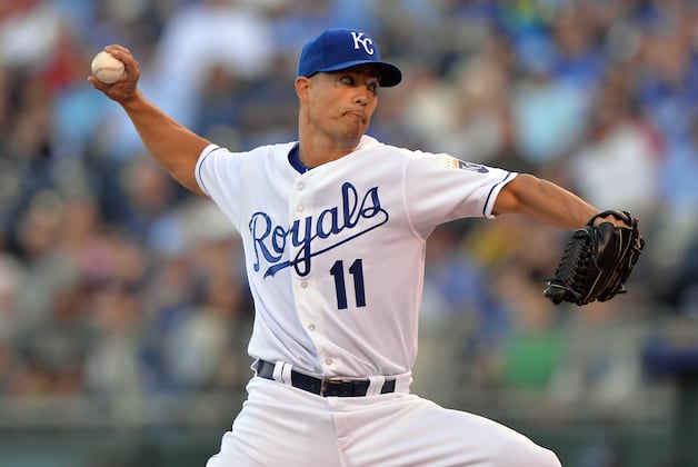 Guthrie Plays Catch with Man After Twitter Request for Ball Partner
