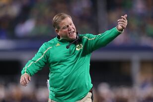 Hi-res-183192106-head-coach-brian-kelly-of-the-notre-dame-fighting-irish_crop_north