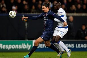 Hi-res-157627468-zlatan-ibrahimovic-of-psg-and-eliaquim-mangala-of-porto_crop_north