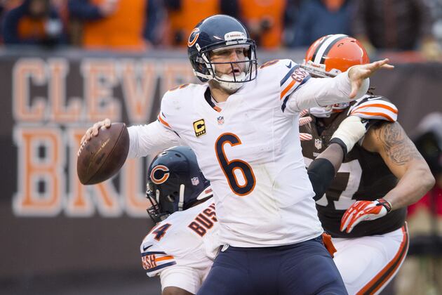 Start 'Em, Sit 'Em Week 16: Examining Fringe Fantasy Decisions for Title Games
