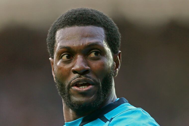 Emmanuel Adebayor's Celebration Dance Does Not Impress Referee Chris Foy