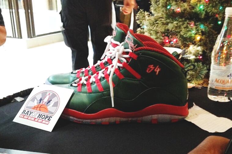 Ray-Allen-Chrismas-Air-Jordan-10-PE_crop_north.png