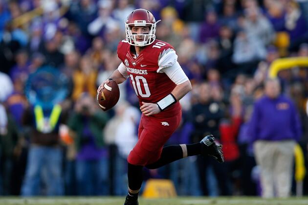 Arkansas Staff Looking for a Competitive Edge During Recruiting Dead Period