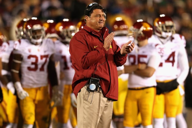First Major Recruit Steve Sarkisian Can Bring to USC Is Ed Orgeron