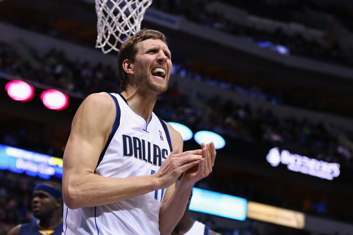 Dirk Nowitzki Passes Alex English for 13th on All-Time NBA Scoring List | Bleacher Report