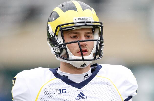 Shane Morris Gets More Comfortable as Michigan's No. 1 Quarterback