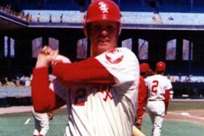 Former Big League Catcher Herrmann Dies at 67