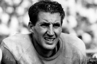 UNC Football Legend Art Weiner Dies at 87