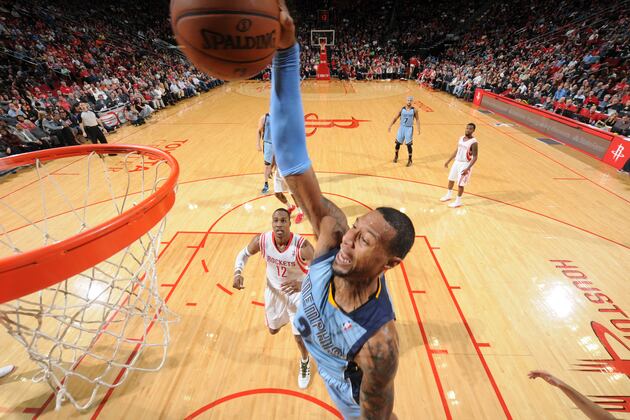 Dunk of the Night: Thursday, December 26