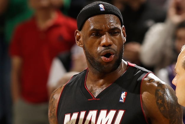 LeBron Suffers Strained Right Groin vs. Kings