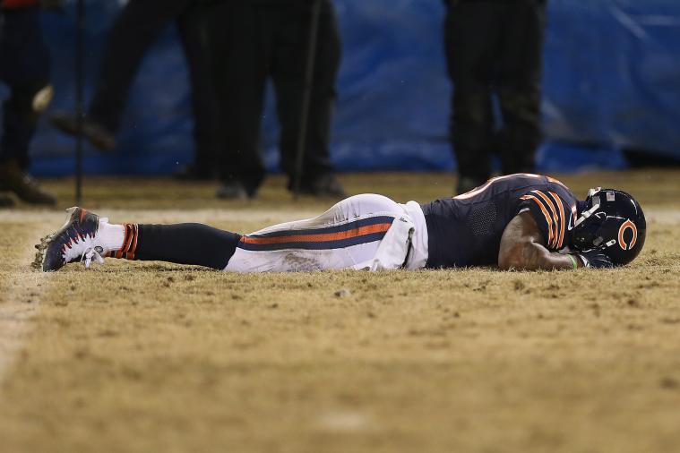 hi-res-459739533-brandon-marshall-of-the-chicago-bears-lays-on-the_crop_north.jpg