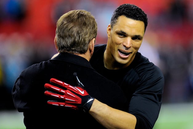 Tony Gonzalez Discusses Final Game of Career, Honored at Halftime