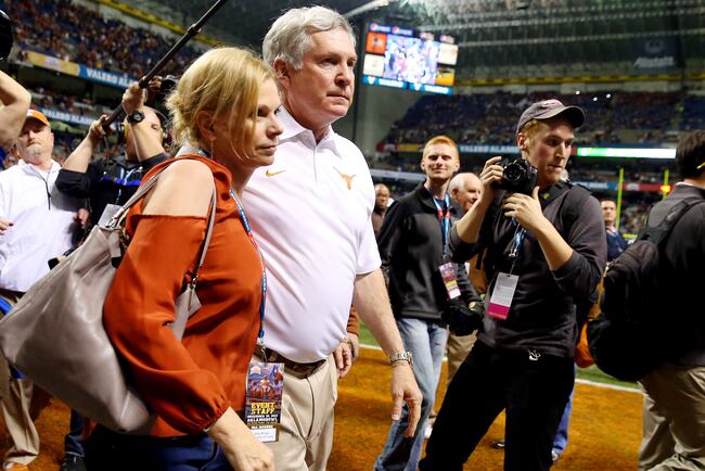Hi-res-459787025-head-coach-mack-brown-of-the-texas-longhorns-walks-off_crop_north