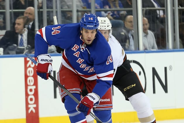 Penguins Claim Ex-Rangers LW Taylor Pyatt off Waivers
