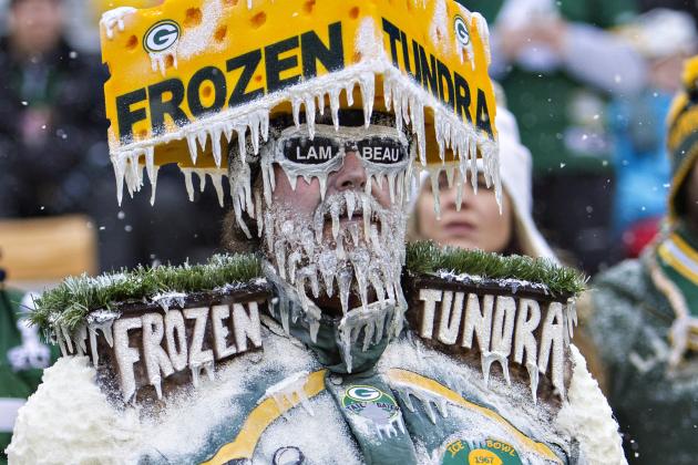 hi-res-458918593-fan-of-the-green-bay-packers-showing-his-support-during_crop_north.jpg