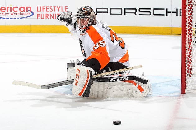 Mason Solid, but Can't Match Varlamov in Loss