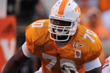 Vols Offensive Lineman Accepts Invite to Medal of Honor Bowl