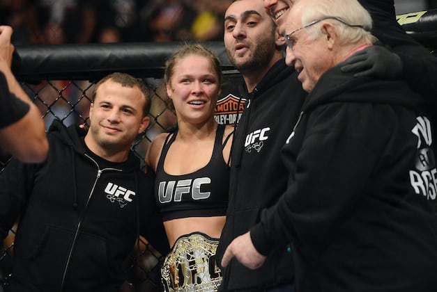 Should Rousey Regret Not at Least Giving Tate a Fist Bump After Fight?