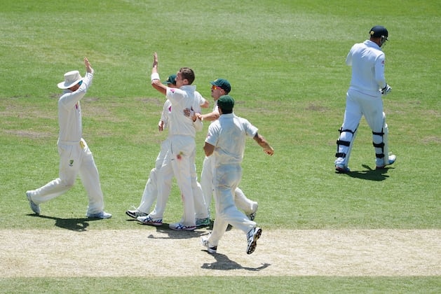 Australia vs. England Ashes 2014: Day 2 Scorecard, Report from 5th Sydney Test