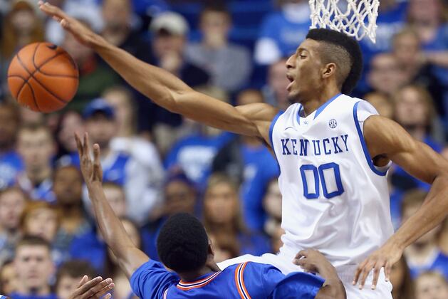 Calipari Believes Derek Willis and Marcus Lee Will Eventually Help UK Win Games