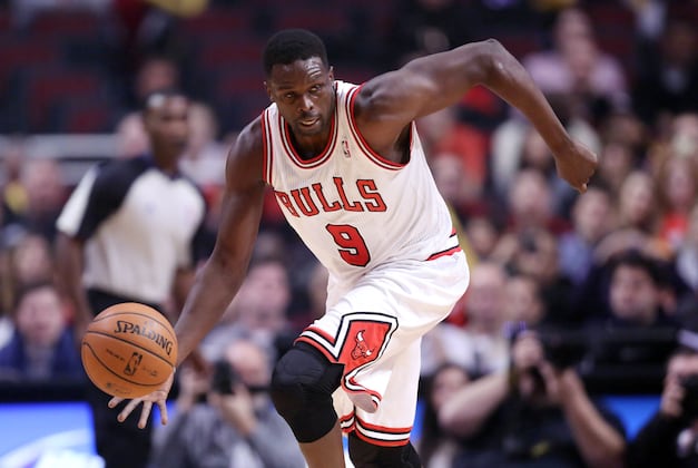 Luol Deng, Andrew Bynum Trade Highlights Divergent Paths of Bulls and Cavaliers