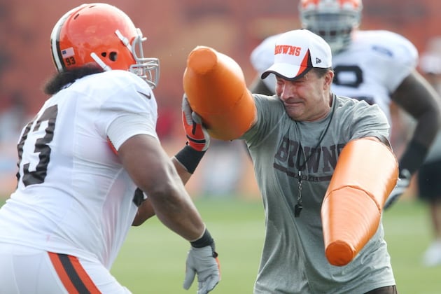 Browns Defensive Line Coach Joe Cullen Finds New Job with Buccaneers