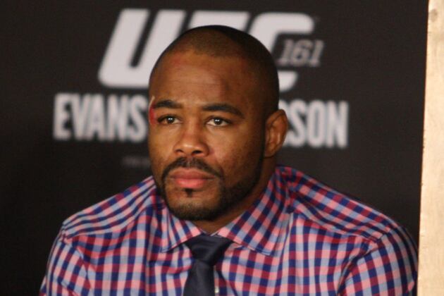 Rashad Evans: Daniel Cormier 'Scared to Text Me'