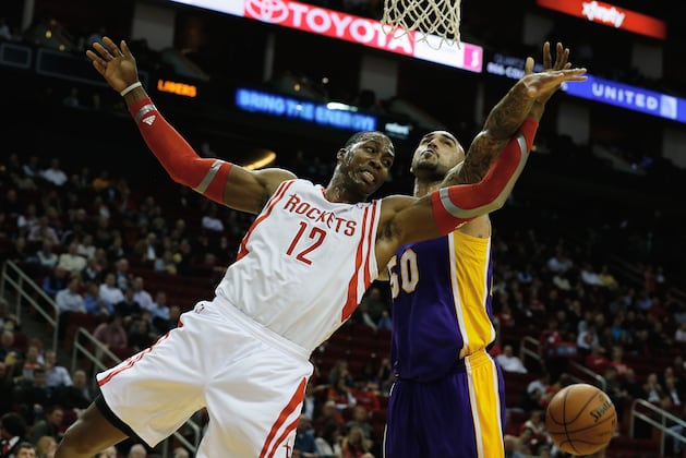 Dwight Howard's Girlfriend Has Laker Hater Shirt for Lakers-Rockets Game