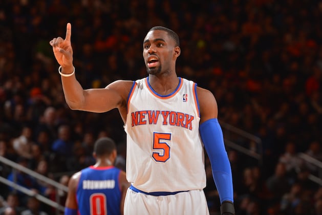 Tim Hardaway Jr. Slams Putback Dunk over Ray Allen