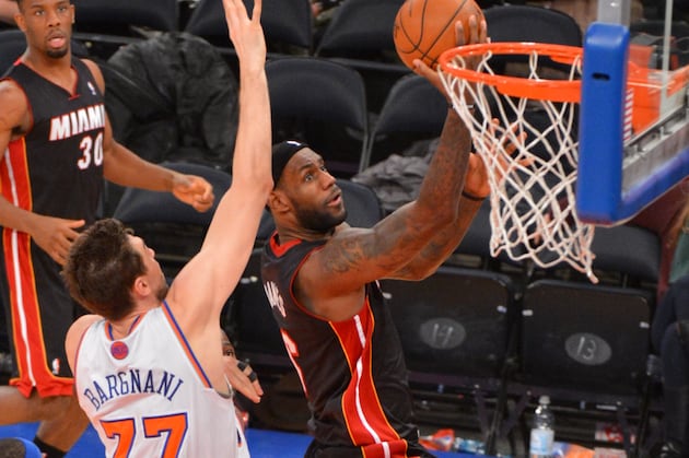 Knicks Burn Heat 102-92, Despite LeBron's 32