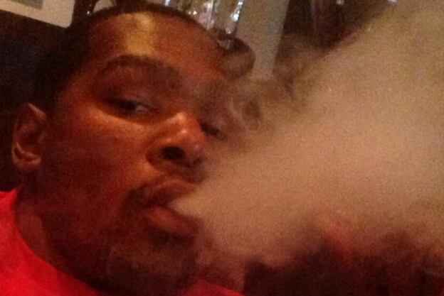 Kevin Durant Tweets Smoking Selfie, Deletes It, Says He Was Hacked